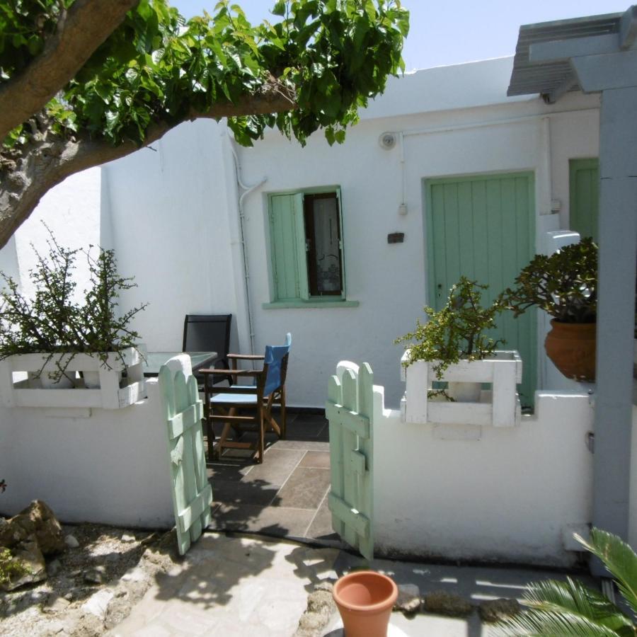 Skyros Panorama Studios 外观 照片