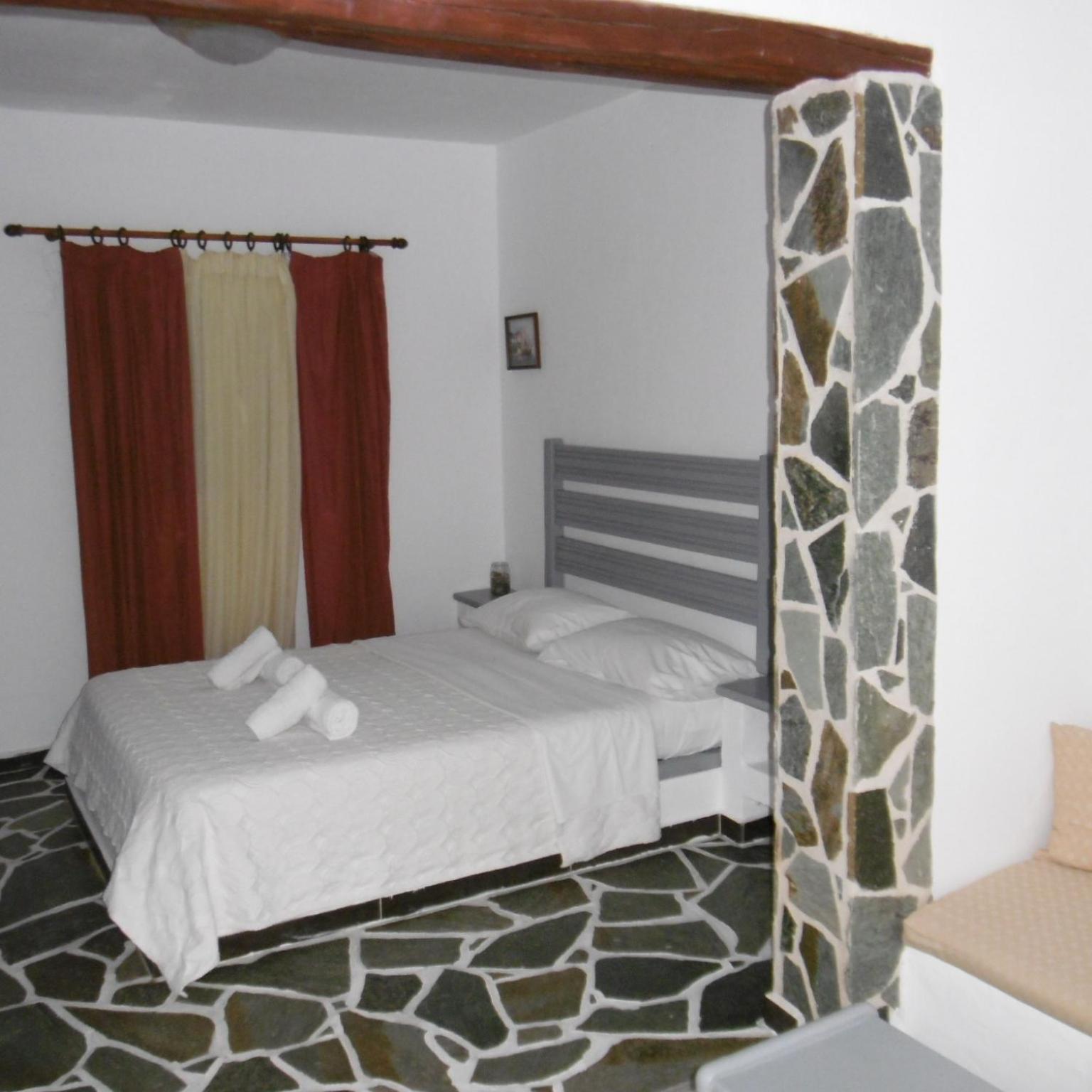 Skyros Panorama Studios 外观 照片