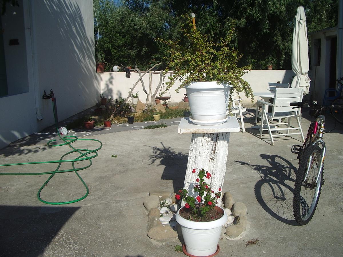 Skyros Panorama Studios 外观 照片