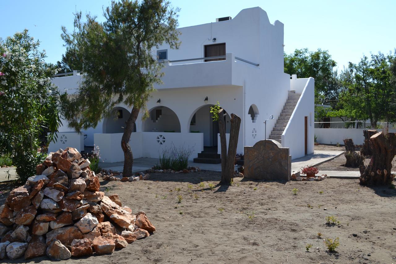Skyros Panorama Studios 外观 照片